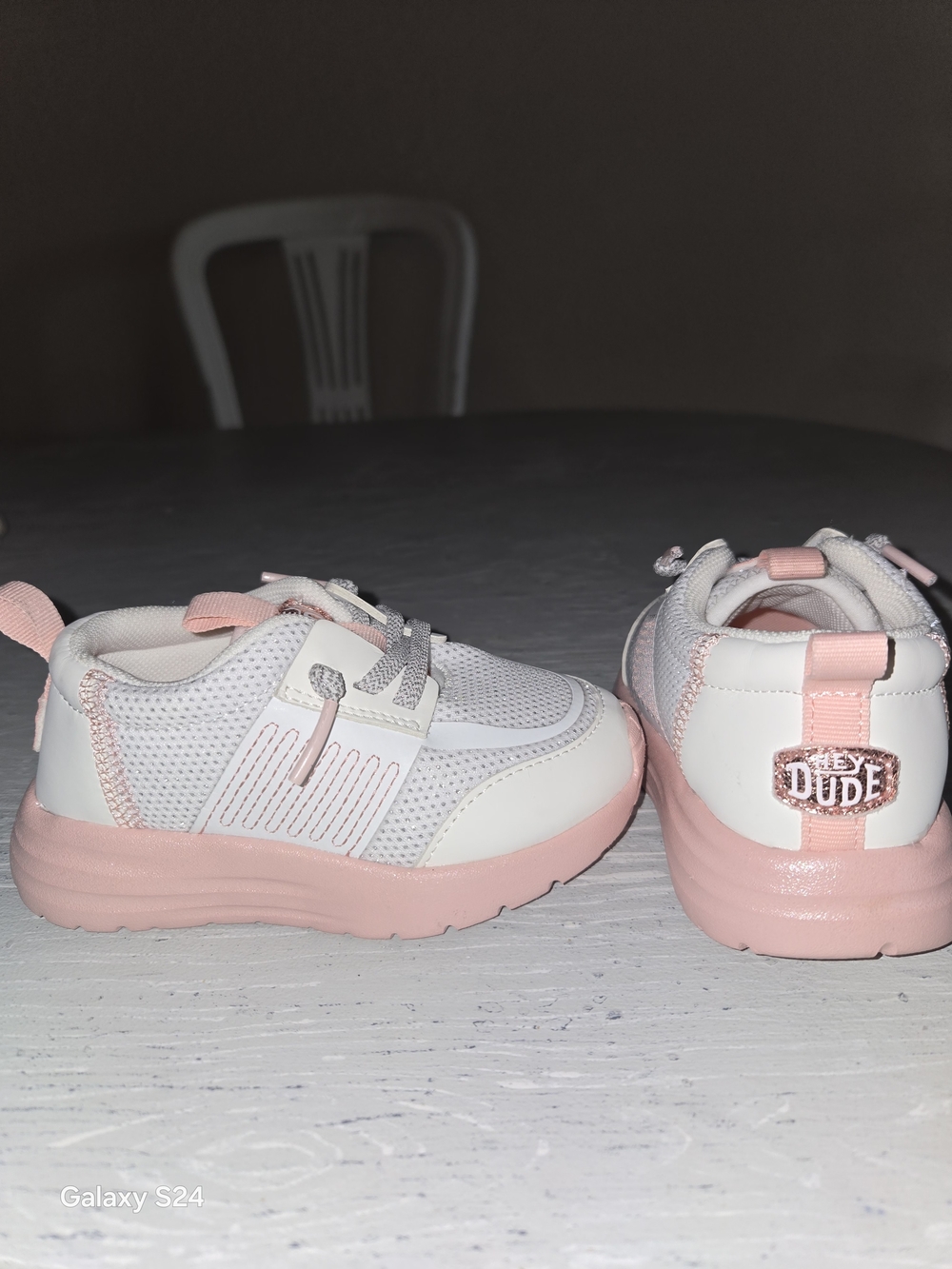 Hey Dude White and Pink Kids' Sz Child Toddler 7 Sneakers